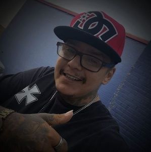 Meet your Posher, Charles